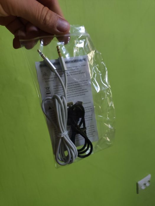 Edifier W800BT plus беспроводные bluetooth наушники с микрофоном.
