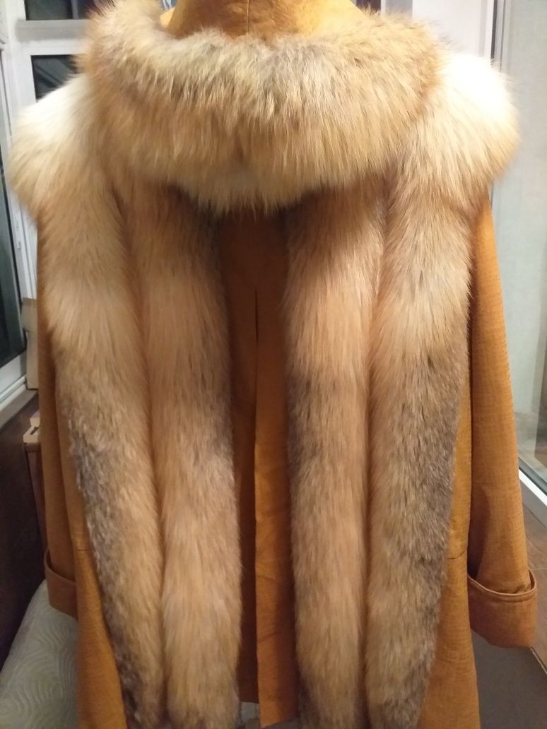 Палто Saga fox естествен косам лисица