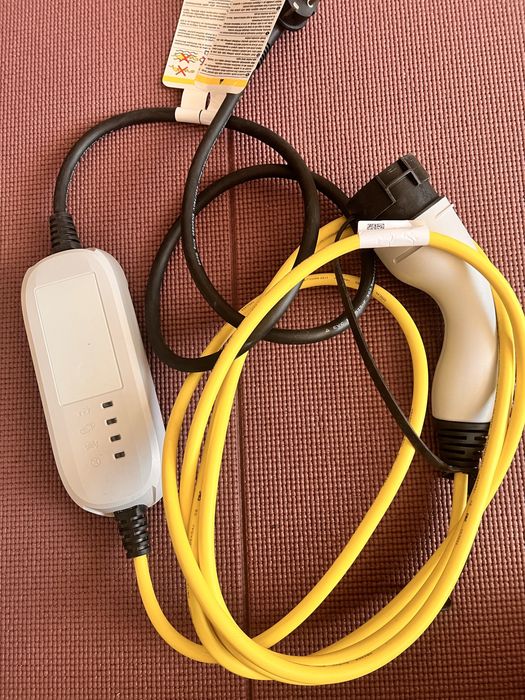 VW Skoda Зарядно за електрически автомобил Type 2 шуко 10А