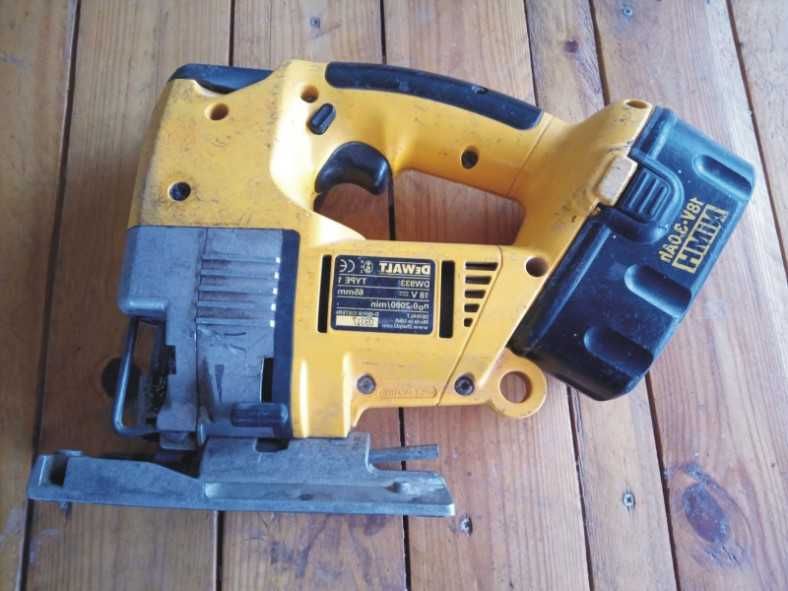 мощно ЗЕГЕ трион оригинален DEWALT акумулаторен с Фирмена ГАРАНЦИЯ