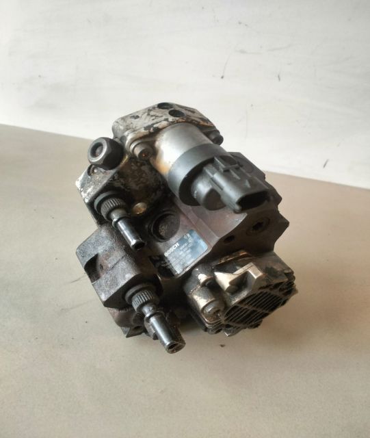 Pompă inalta  2.2 / 2.5 dci 8200457039 Renault Master a 2-a generati