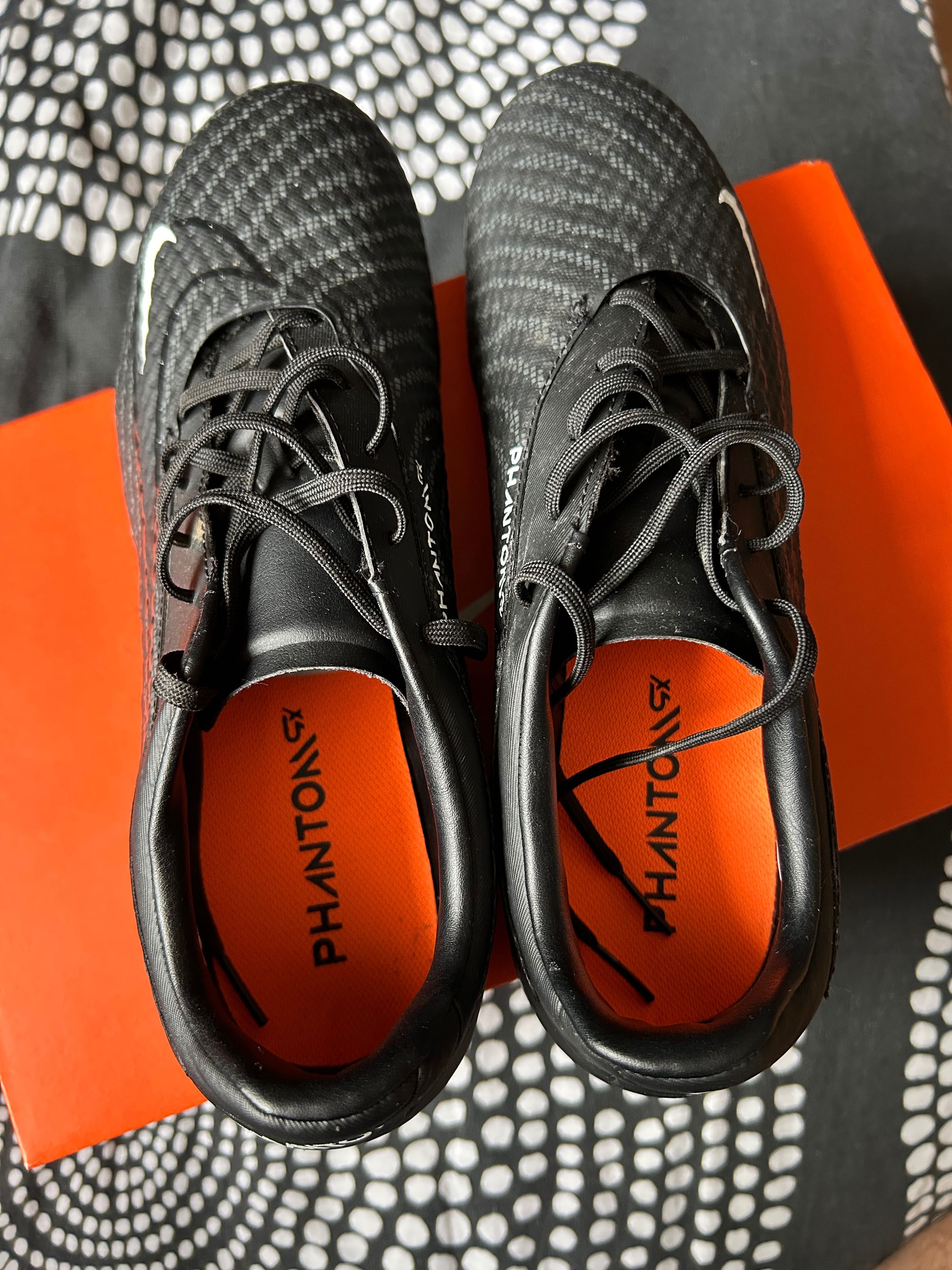 Бутонки Nike phantom