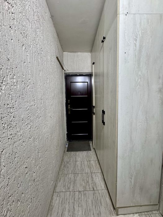 Продаётся 4 комн. кв - мкр.Степной-4, дом 12