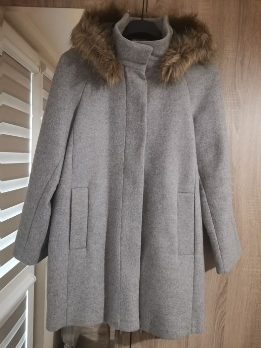 Елегантно дамско палто