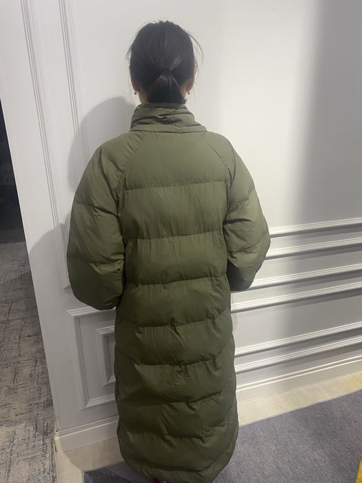 Срочно продам женскую куртку длинную от Tomos Graff