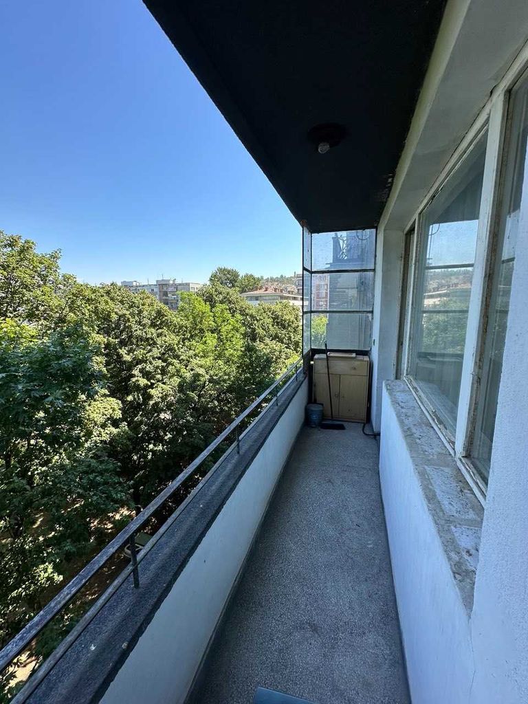 Продава се Двустаен апартамент в Пловдив, Младежки Хълм - 72 кв.м за 1389 €/кв.м - Снимка #18