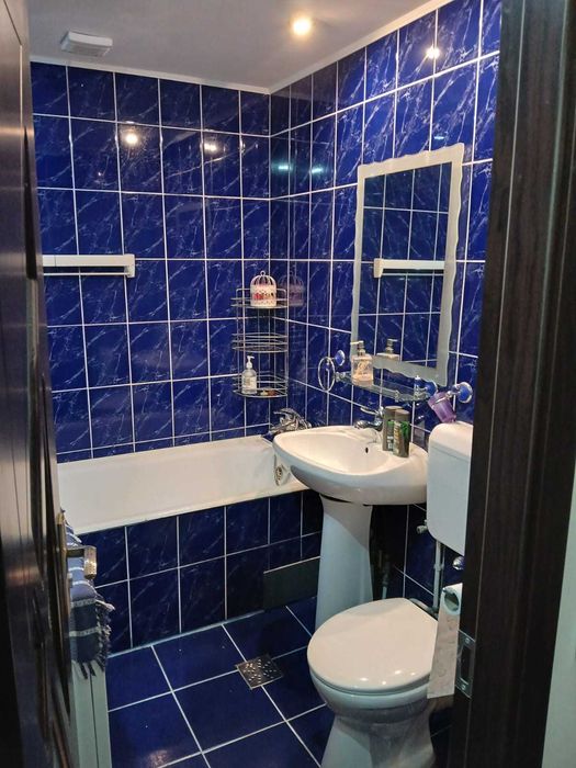 Inchiriez apartament 2 camere, decomandat, zona Lunca