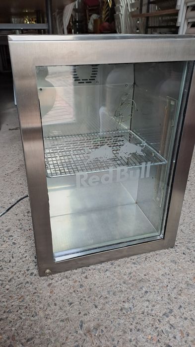 Продам барный холодильник в отличном состоянии