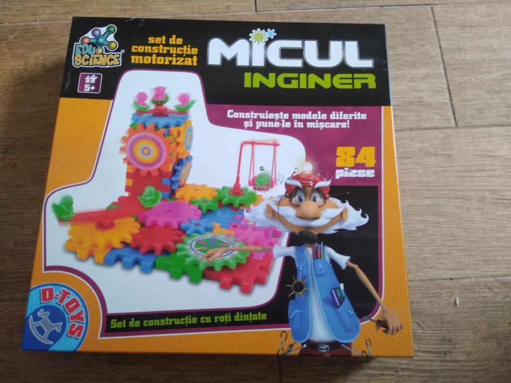 Vând jucărie Micul inginer