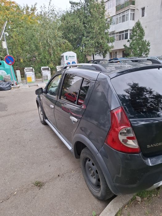 Vind Dacia Sandero Stepway 2012