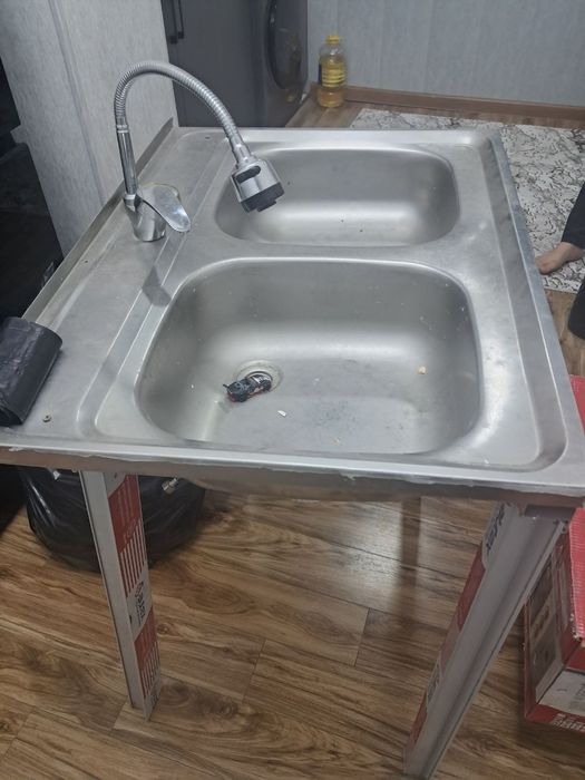 Rokvina moyka sotiladi nerjaveka