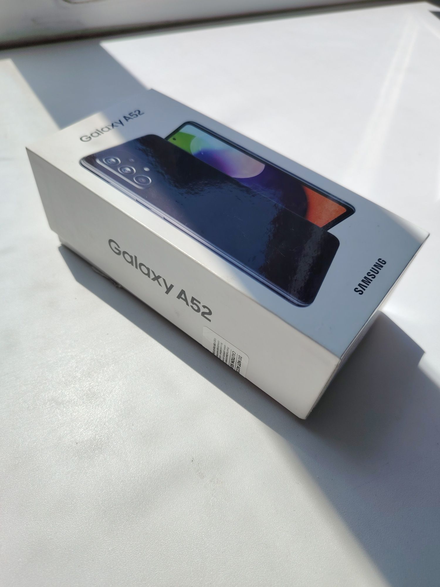 Самсунг А52 8/256Гб