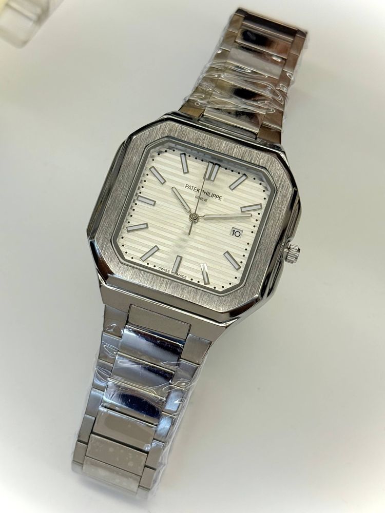 Soat Patek Philippe Cubitus