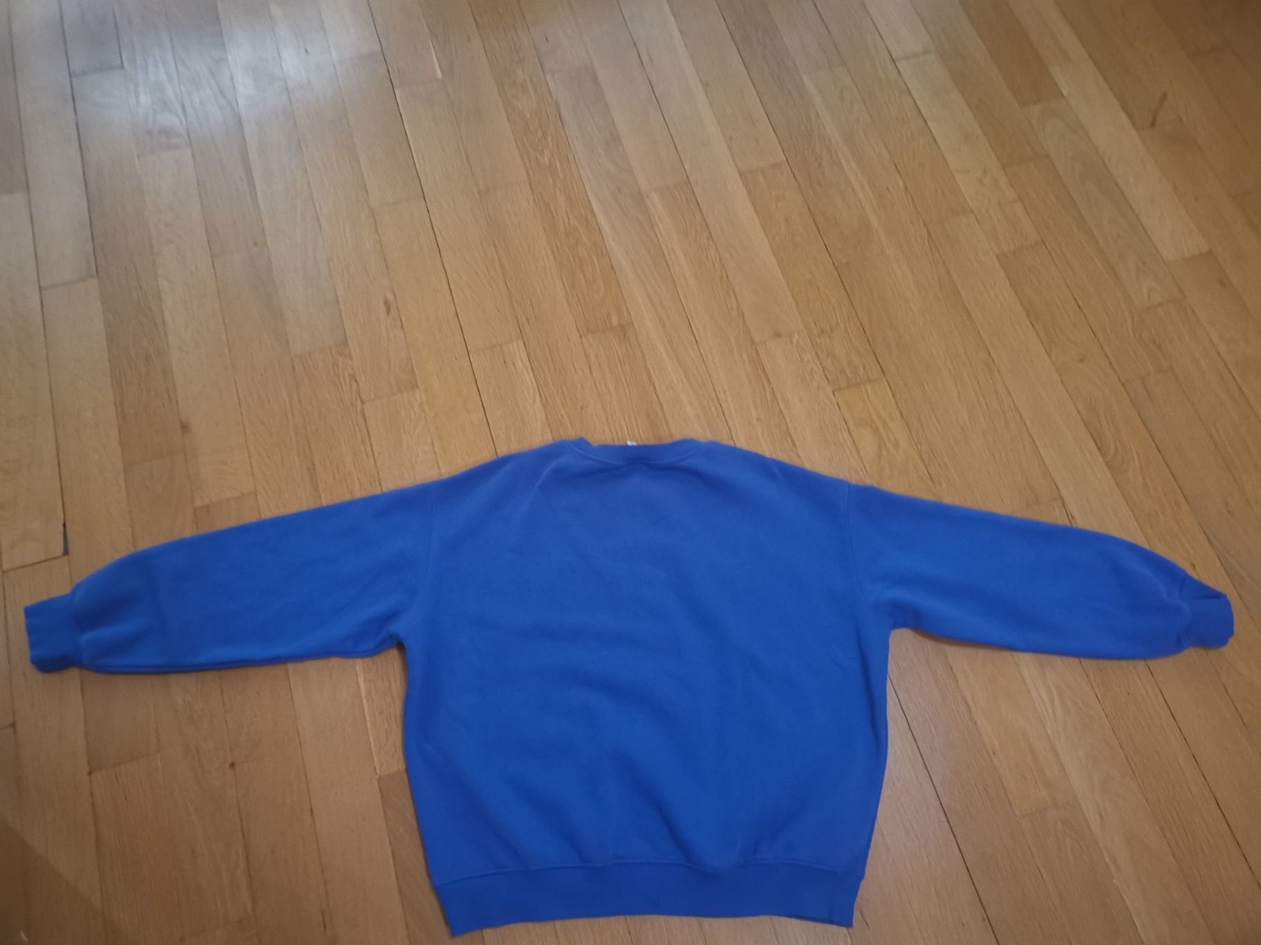 Продавам нова блуза H&M