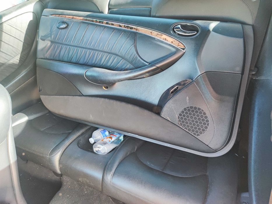 Салон от Мерцедес W209 кожен черен