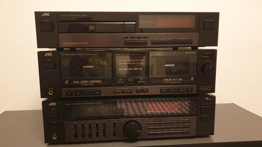 Linie audio JVC RX-302