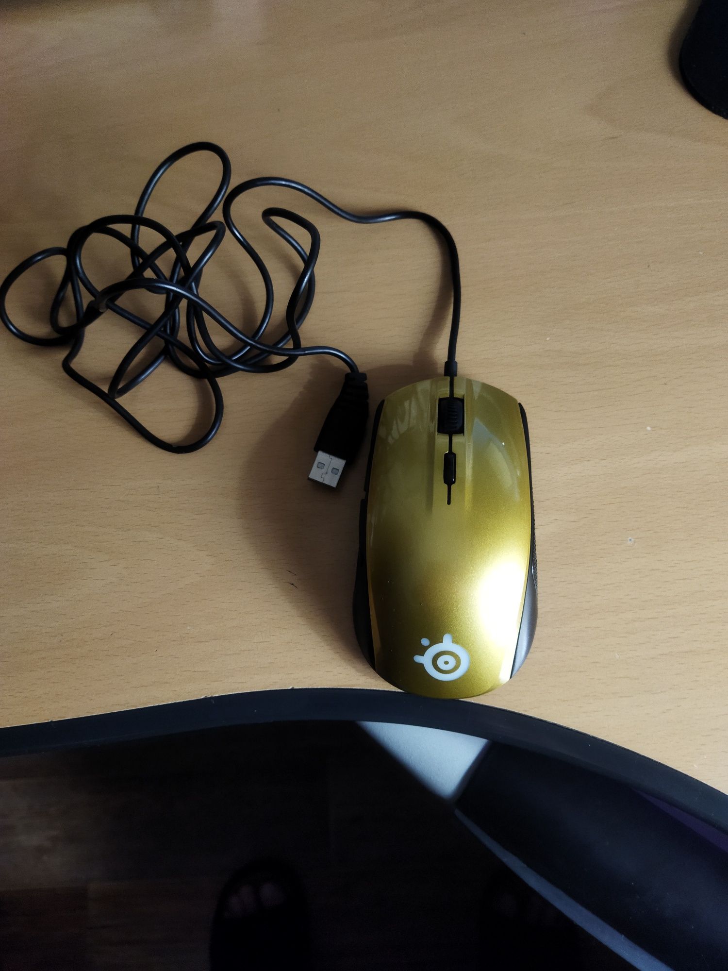 Продам игровую мышку Steelseries