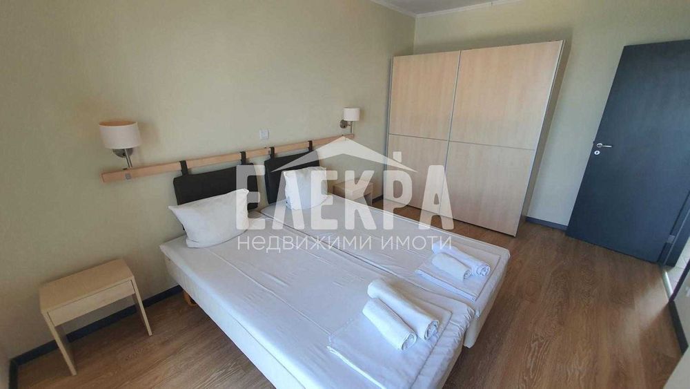 Продава се Тристаен апартамент в Бяла - 102 кв.м за 843 €/кв.м - Снимка #14