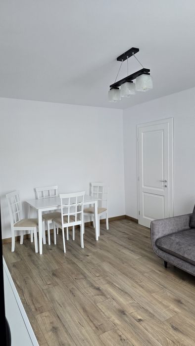 Apartament de închiriat