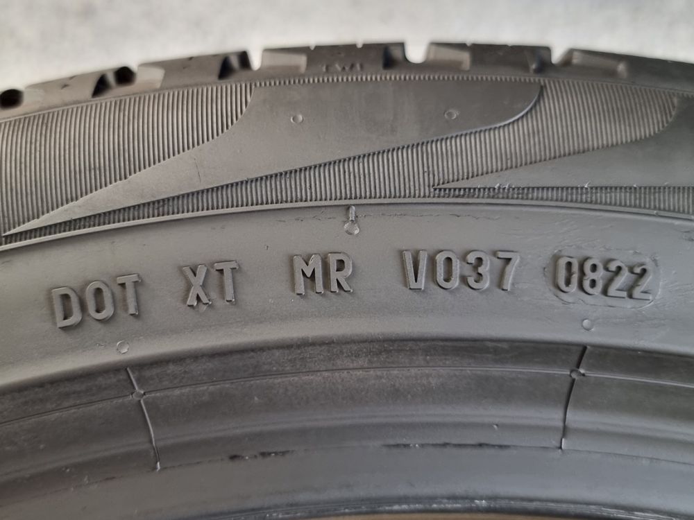 DOT:22г. 315/35/21 и 285/40/21 PIRELLI