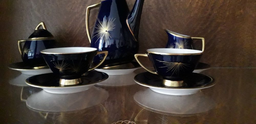 Set tete a tete pentru cafea din cobalt deosebit de rafinat