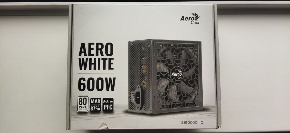 Блок питания Aerocool Aero White 600W