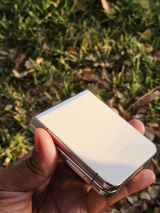 Samsung flip 5   256gb Holat yaxsh