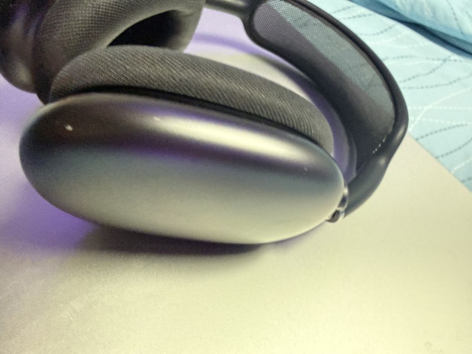 AirPods Max Midnight (Оригинални) с козметични забележки