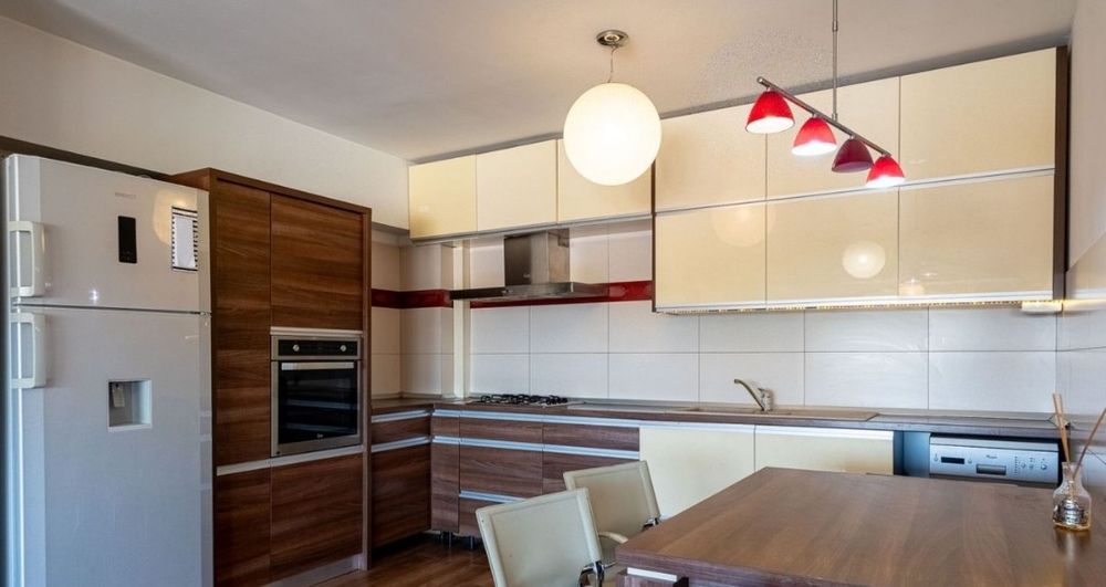 3c, bloc 2009, et 4/6, central-podu de fier, liber!