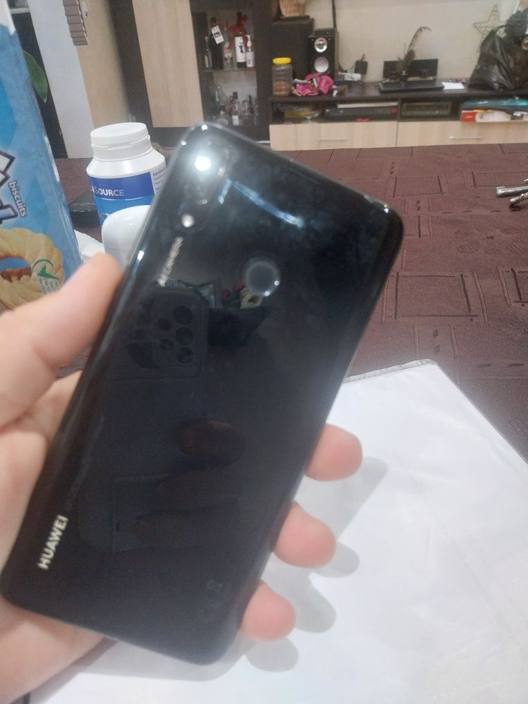 HUAWEI Y7 2019 продавам