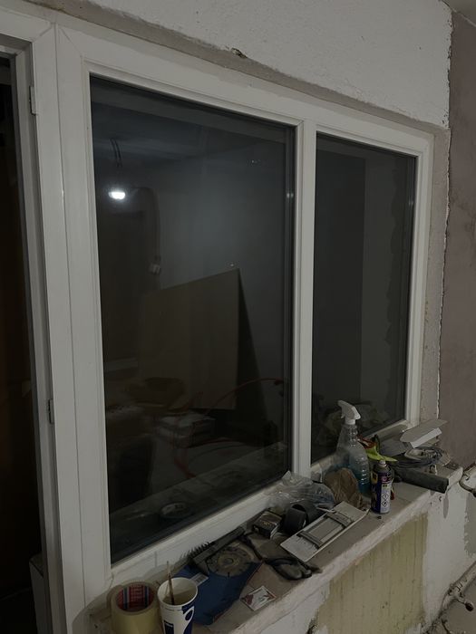Geamuri cu usa pentru balcon