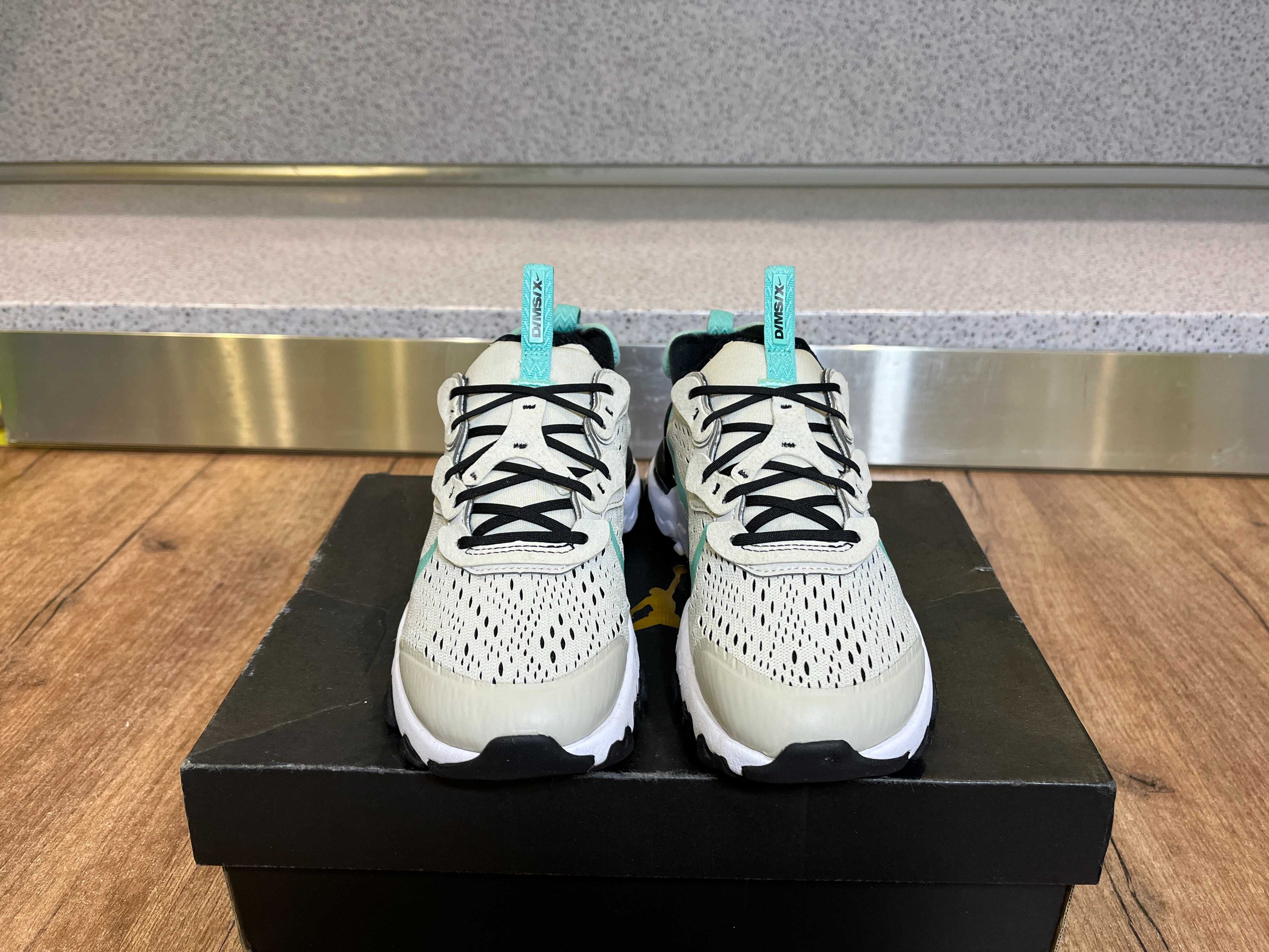 ОРИГИНАЛНИ *** Nike React Vision 'Light Bone Tropical Twist'
