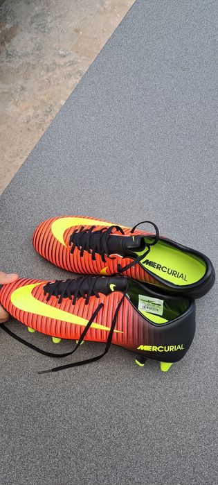 Ghete fotbal iarba Nike Mercurial noi 42.5