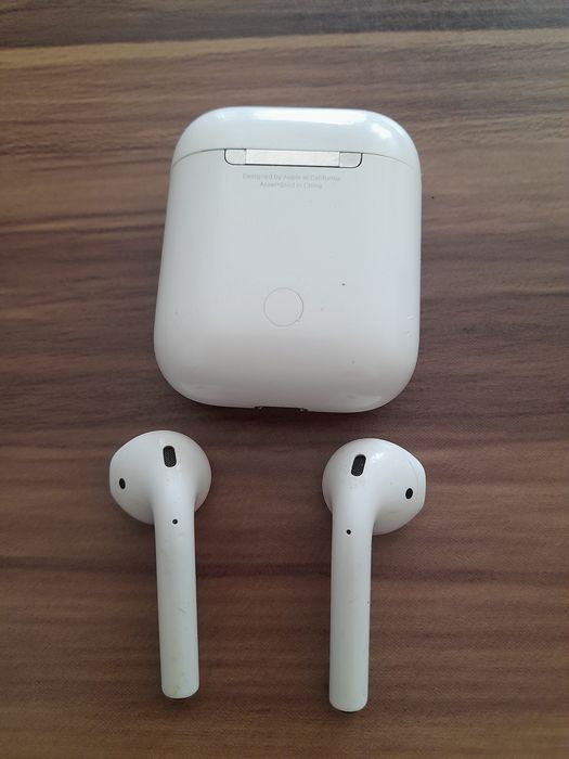 Casti Airpods 2.