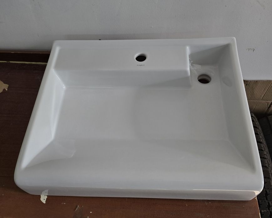 Срочно продам раковина новая над  стиральной машины