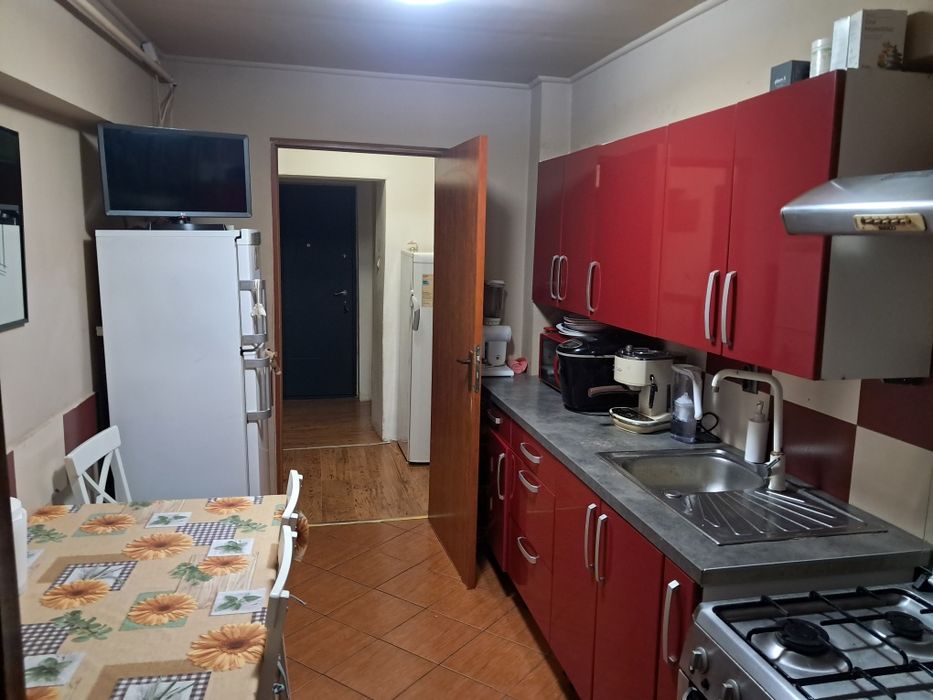 Vand Apartament 4 Camere