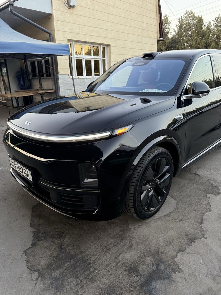 lixiang l9 max 2024 qora aranjvi salon 11000 km full hdap haladilnik