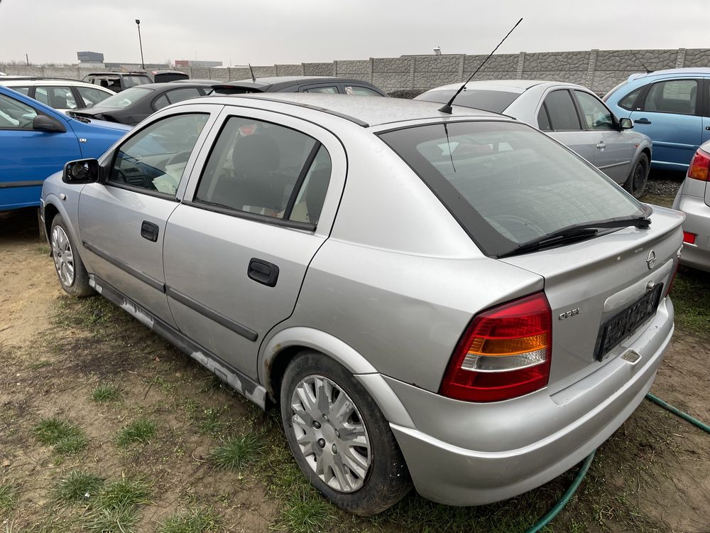 Dezmembrez opel astra g 1.4 / 1.6 / 2.0 benzina / motorina