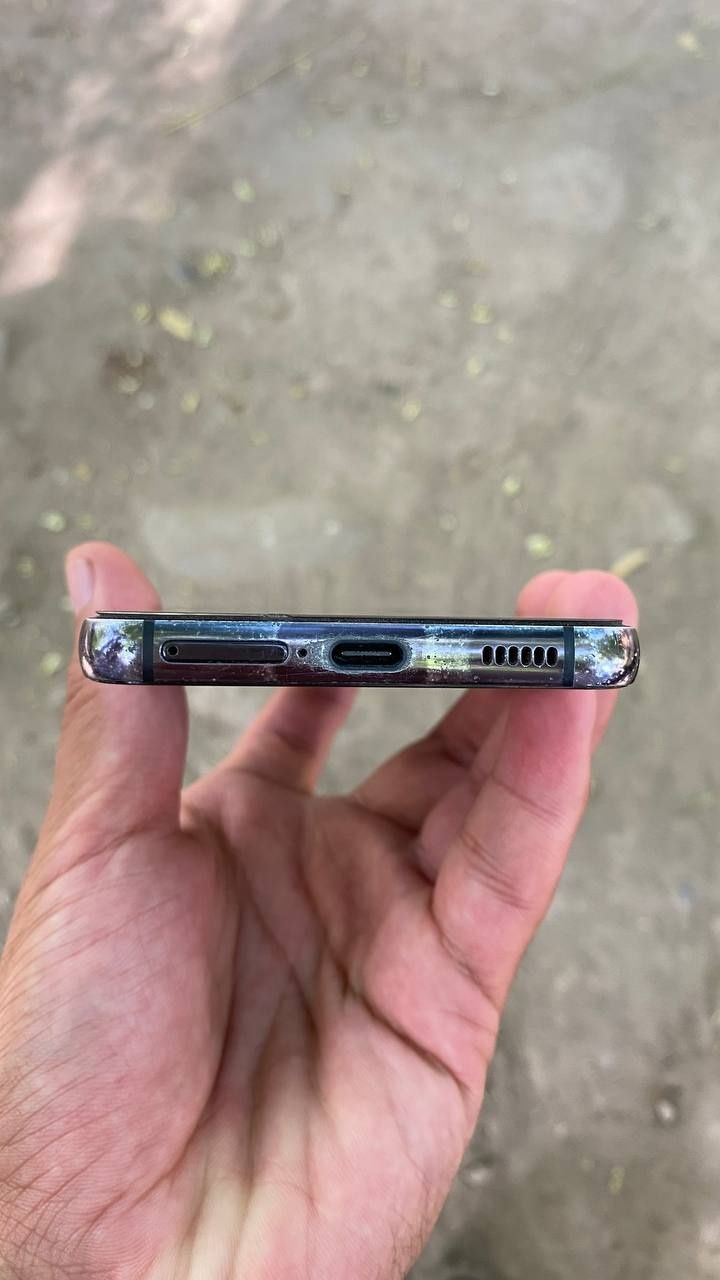 Samsung S22 8/128