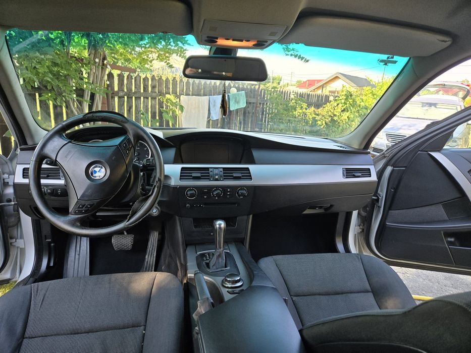 BMW 525d / E60 / M Packet / sau schimb cu autoplatforma
