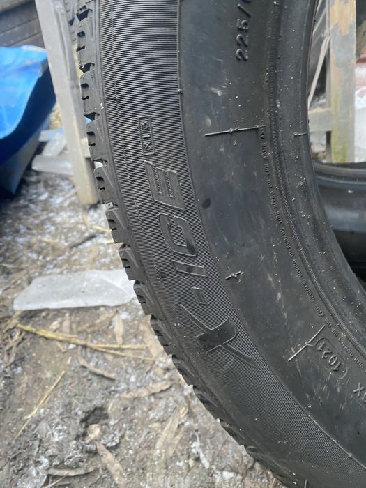 2x Anvelope iarna 225 60 17 Michelin