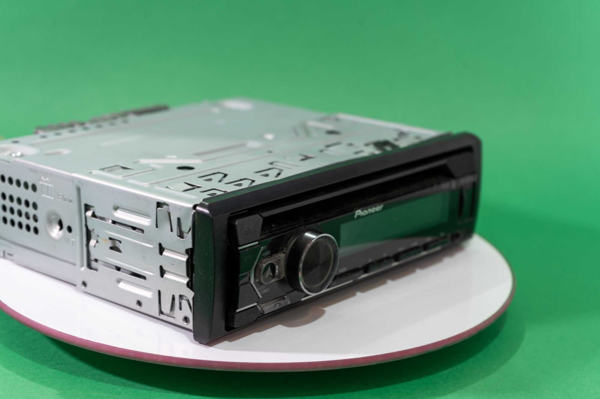 Vand CD player auto Pioneer DEH-S320BT