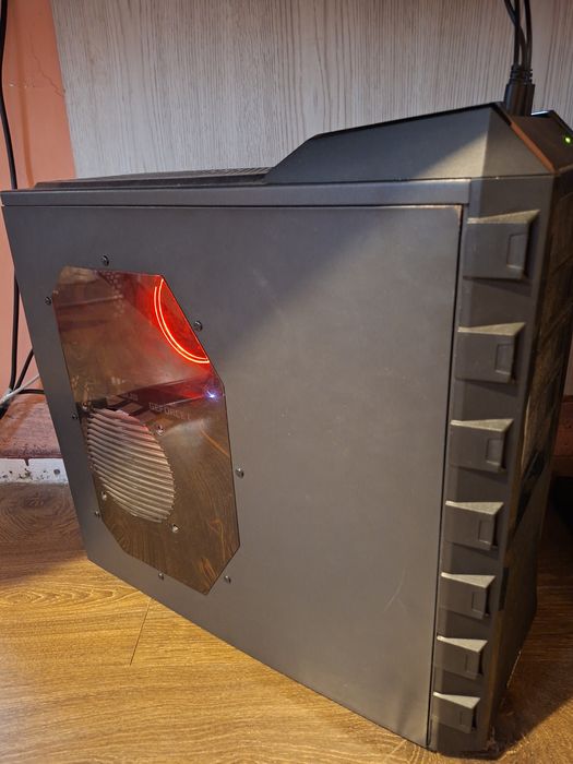 Vând pc gaming gtx1660 ryzen 5 2400g 8gb ram 2t hdd (preț fix)