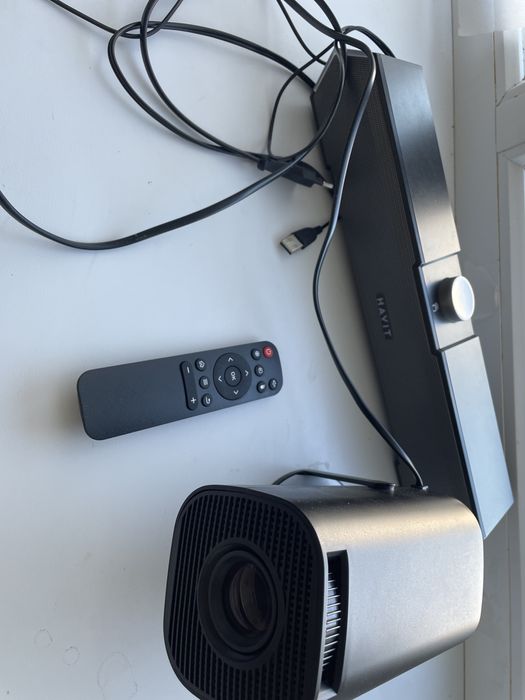 Продам проектор с колонкой