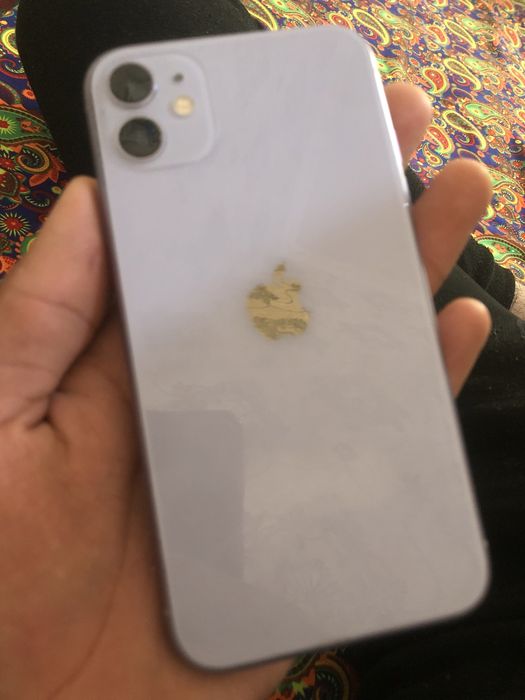 Iphone 11 ekran almashga dovsh kutarotga ishlamed opshi 700 xarajat bo