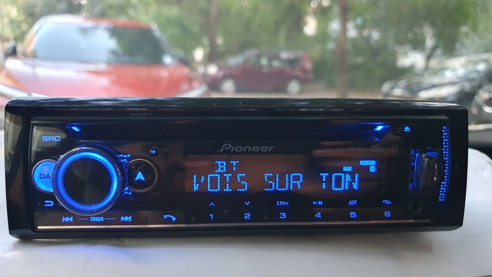 CD плеър за кола Pioneer DEH-S720DAB