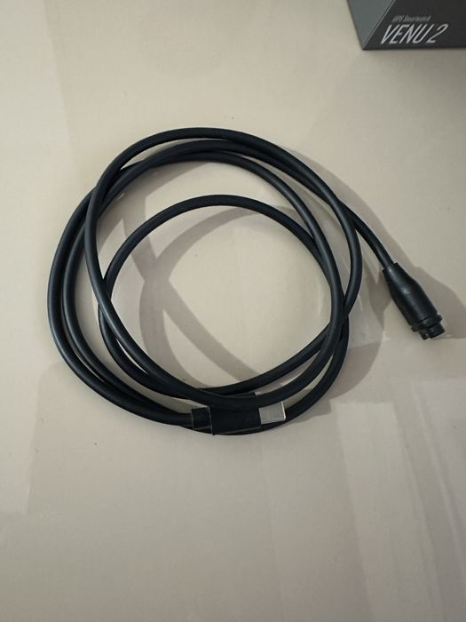 Garmin Venu 2 + curea cadou