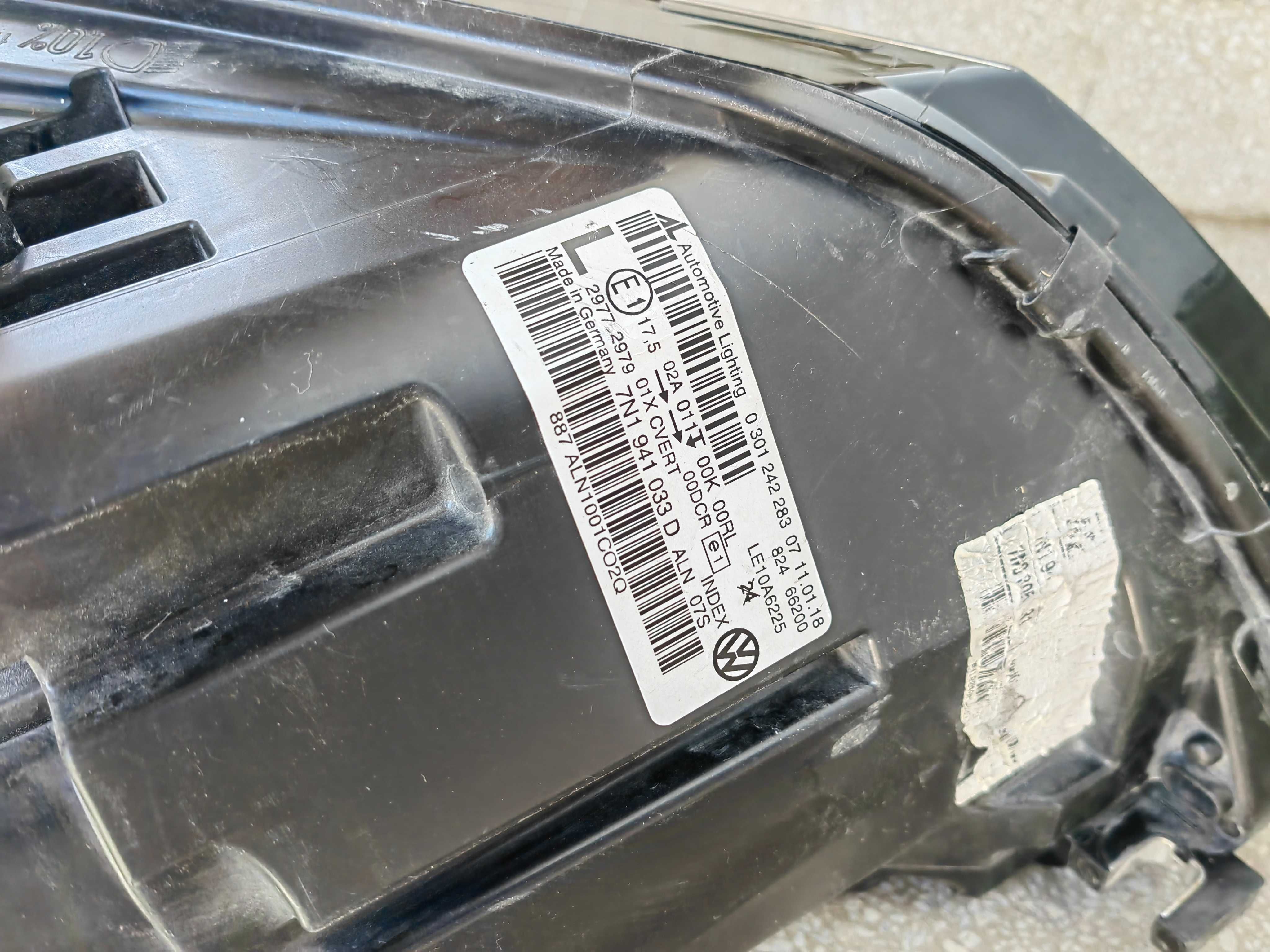 Фарове VW Sharan Bi-Xenon LED ляв десен / Фарове Шаран / Фар Sharan