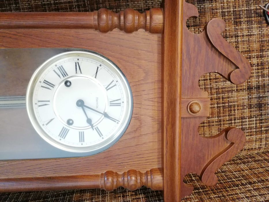 Ceas antic cu pendul