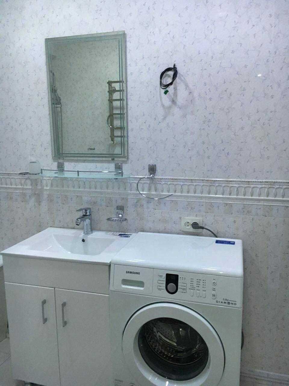 Продается Квартира  Миробадский район ГУВД 3/4/4 70м2